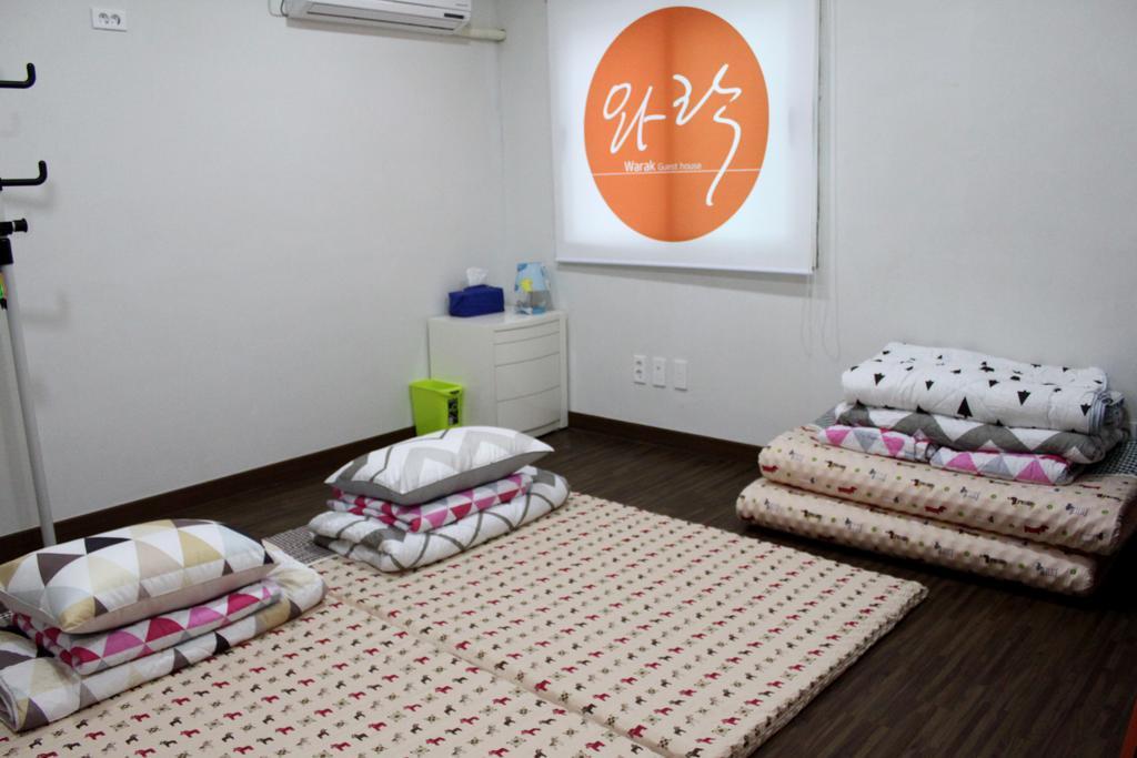 Warak Guesthouse Jeju Room photo