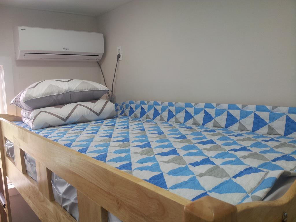 Warak Guesthouse Jeju Room photo